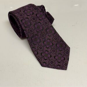 Elegant Purple Patterned Men's‎ Tie